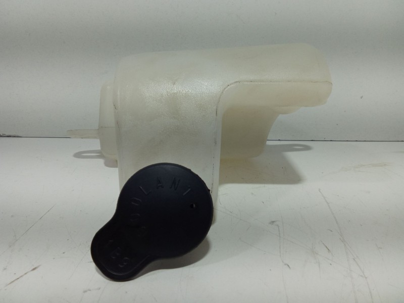 Recambio de deposito expansion para yamaha x-max x-max 125 momodesign (se54) referencia OEM IAM 37PE2490-00  