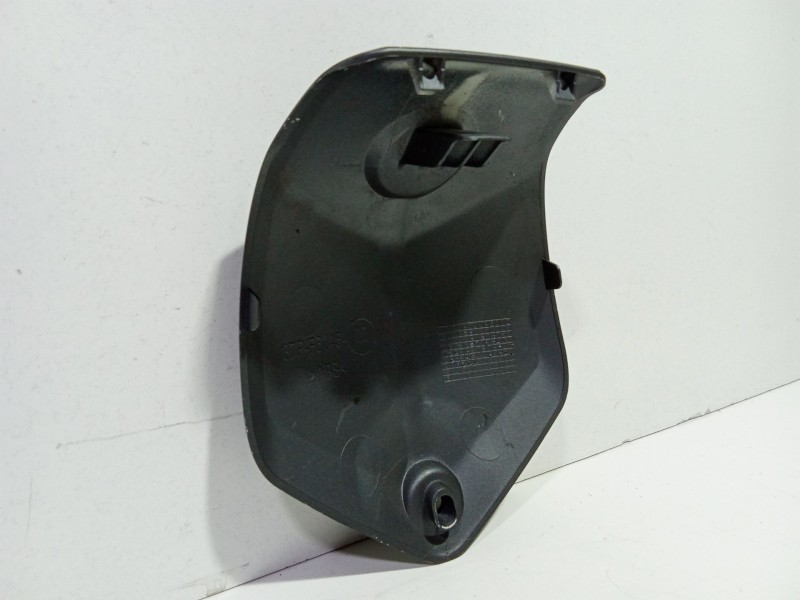 Recambio de moldura para yamaha x-max x-max 125 momodesign (se54) referencia OEM IAM 37P-F6145-00  