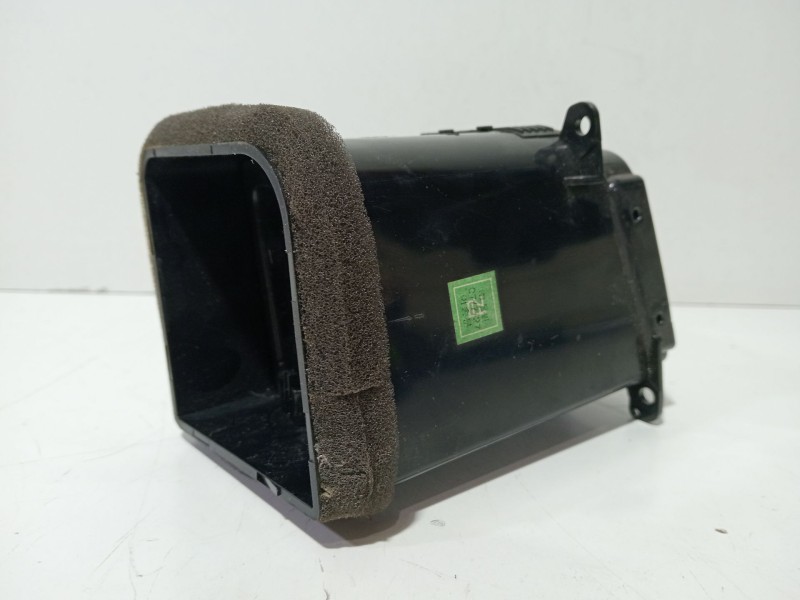 Recambio de rejilla aireadora para ssangyong kyron 200 xdi limited referencia OEM IAM 6963009000  