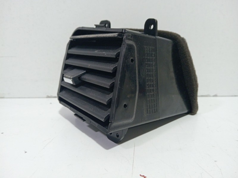Recambio de rejilla aireadora para ssangyong kyron 200 xdi limited referencia OEM IAM 6961009000  