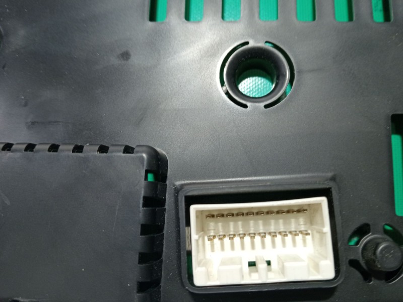 Recambio de cuadro instrumentos para ssangyong kyron 200 xdi limited referencia OEM IAM 8022909100  