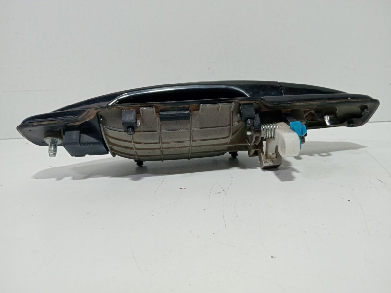 Recambio de maneta exterior delantera derecha para ssangyong kyron 200 xdi limited referencia OEM IAM 7245031000  