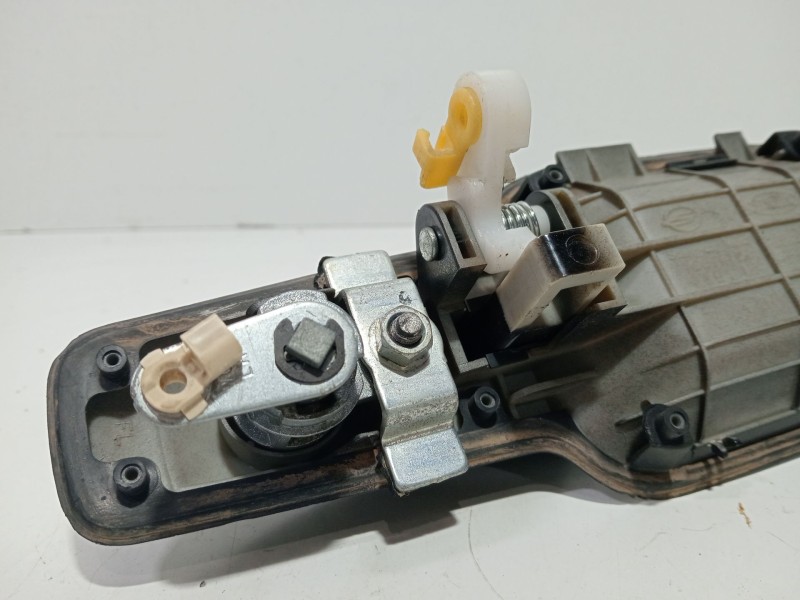 Recambio de maneta exterior delantera izquierda para ssangyong kyron 200 xdi limited referencia OEM IAM 7244031000  