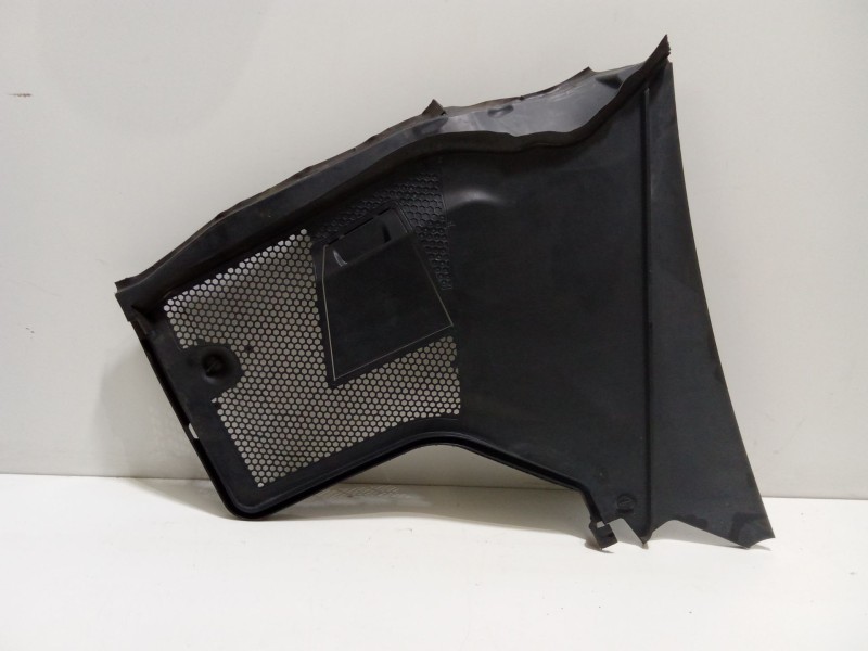 Recambio de torpedo para mercedes-benz clase c (w205) familiar c 220 t d (205.214) referencia OEM IAM A2058309002  