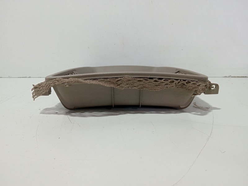 Recambio de moldura para ssangyong kyron 200 xdi limited referencia OEM IAM 7795131000  