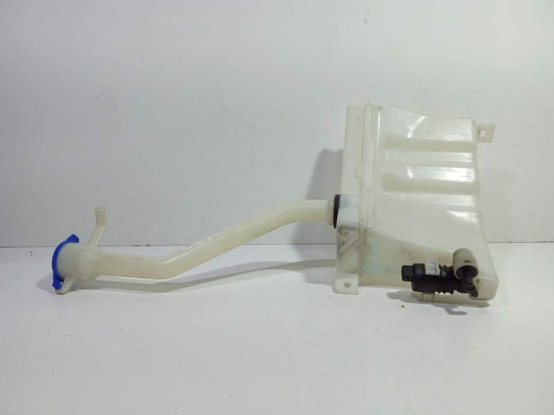 Recambio de deposito limpia para ssangyong kyron 200 xdi limited referencia OEM IAM K7841009000  
