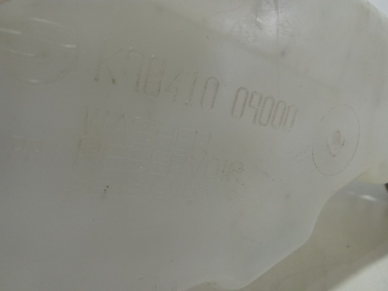 Recambio de deposito limpia para ssangyong kyron 200 xdi limited referencia OEM IAM K7841009000  