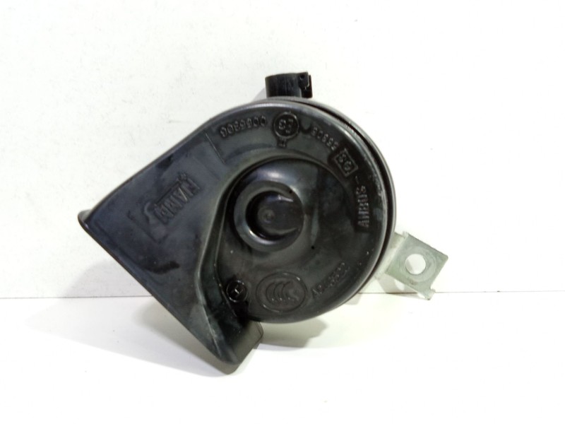 Recambio de claxon para nissan qashqai (j10) acenta referencia OEM IAM A046522  