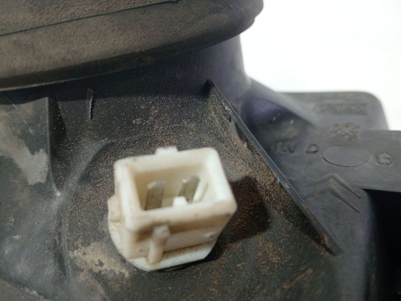 Recambio de faro izquierdo para citroën saxo 1.5 d image referencia OEM IAM 6204N523178  