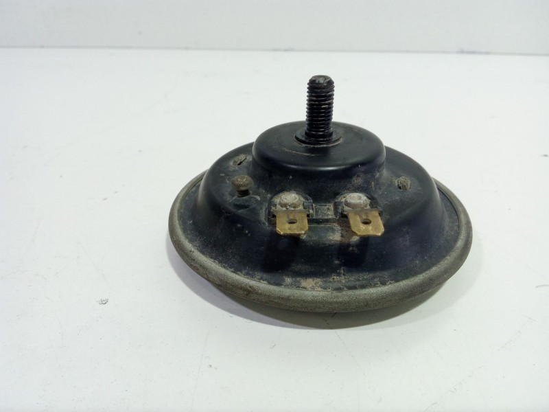 Recambio de claxon para yamaha 500 tmax referencia OEM IAM YAMAHA500TMAX´2009???motorj403e  