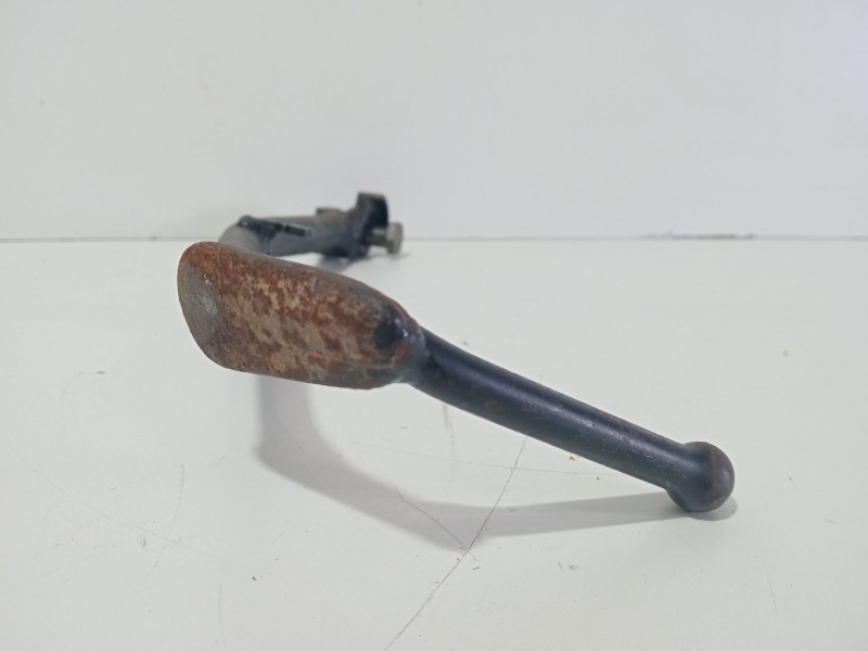 Recambio de caballete para yamaha 500 tmax referencia OEM IAM YAMAHA500TMAX´2009???motorj403e  