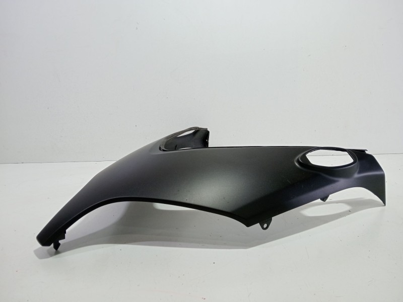 Recambio de moldura para yamaha 500 tmax referencia OEM IAM 5GJ2834500  