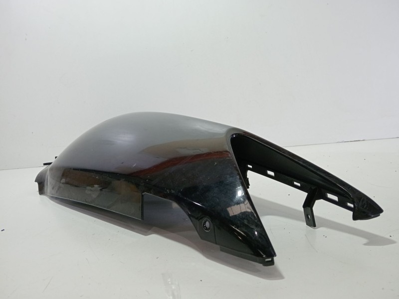 Recambio de moldura para yamaha 500 tmax referencia OEM IAM 5GJ21711  