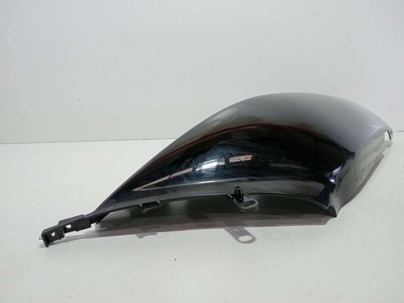 Recambio de moldura para yamaha 500 tmax referencia OEM IAM 5GJ21711  