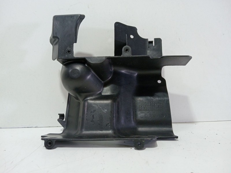 Recambio de moldura para honda ps ps 125i (jf17) referencia OEM IAM 19050KTF6400  