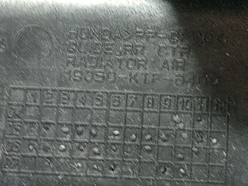 Recambio de moldura para honda ps ps 125i (jf17) referencia OEM IAM 19050KTF6400  