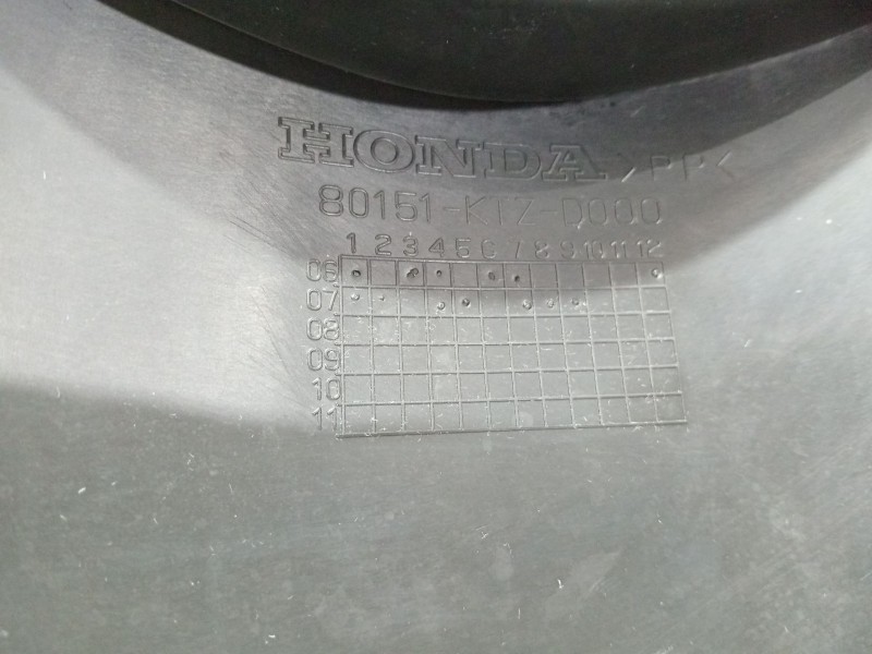 Recambio de moldura para honda ps ps 125i (jf17) referencia OEM IAM 80151KTZD000  