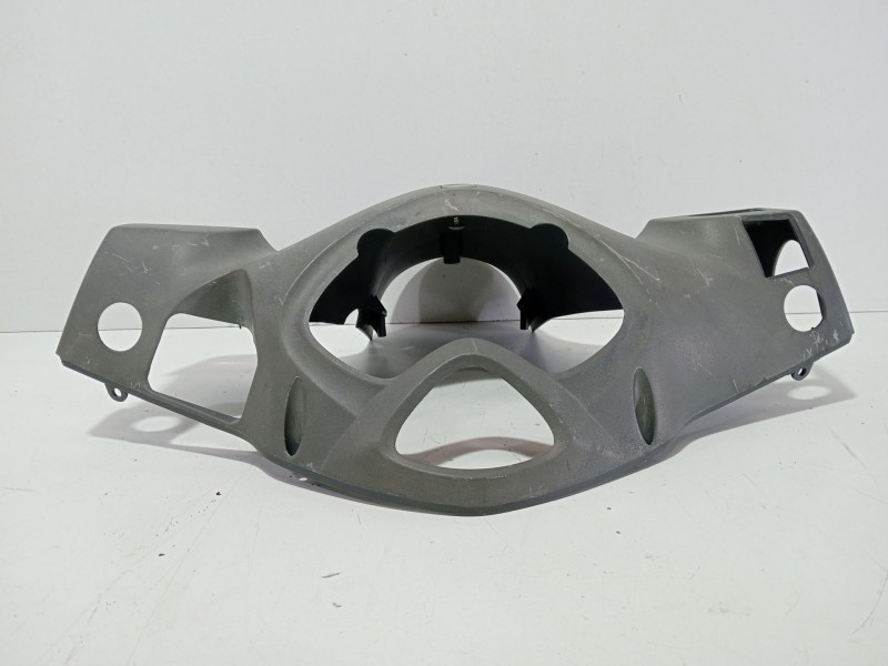 Recambio de moldura para honda ps ps 125i (jf17) referencia OEM IAM 53206KTZD000  