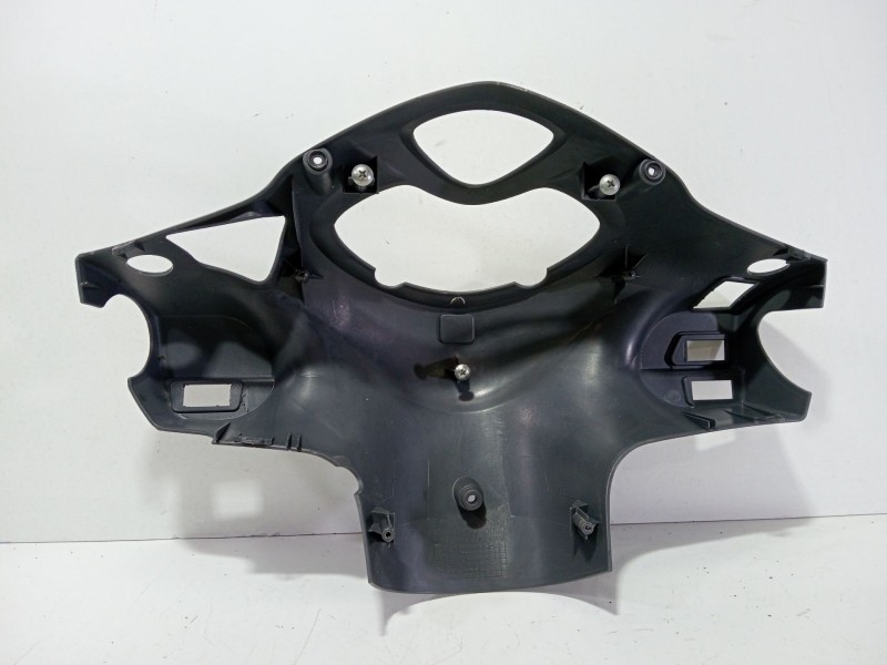 Recambio de moldura para honda ps ps 125i (jf17) referencia OEM IAM 53206KTZD000  