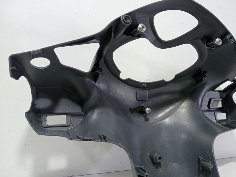 Recambio de moldura para honda ps ps 125i (jf17) referencia OEM IAM 53206KTZD000  