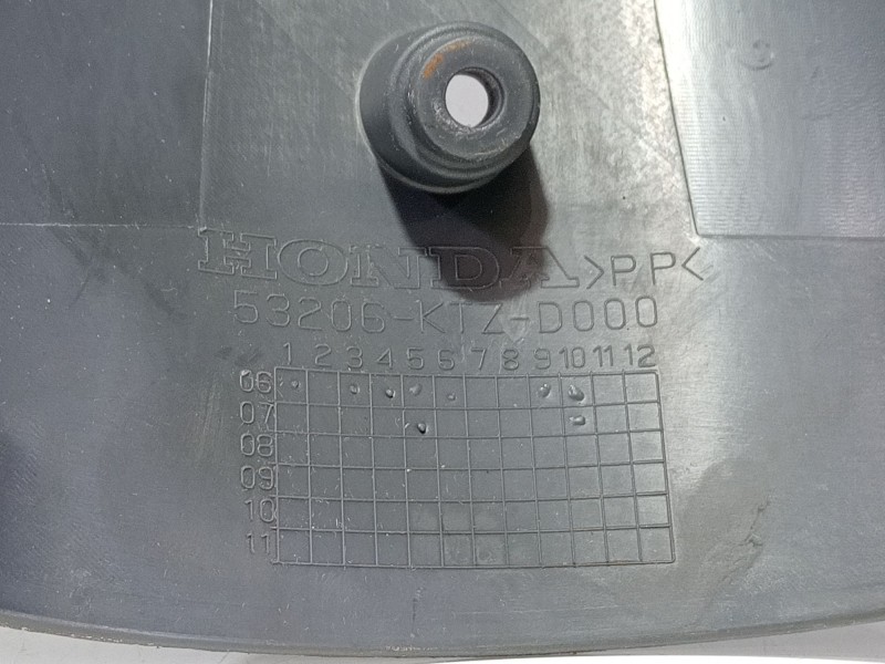 Recambio de moldura para honda ps ps 125i (jf17) referencia OEM IAM 53206KTZD000  