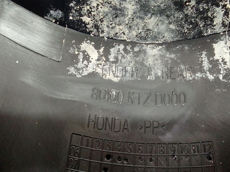 Recambio de portamatriculas para honda ps ps 125i (jf17) referencia OEM IAM 80100KTZD000  