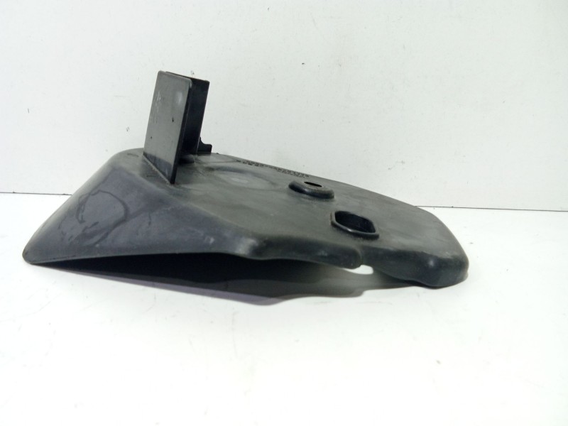 Recambio de moldura para honda ps ps 125i (jf17) referencia OEM IAM 61110KGF9000  