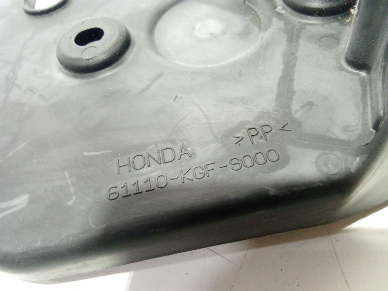 Recambio de moldura para honda ps ps 125i (jf17) referencia OEM IAM 61110KGF9000  