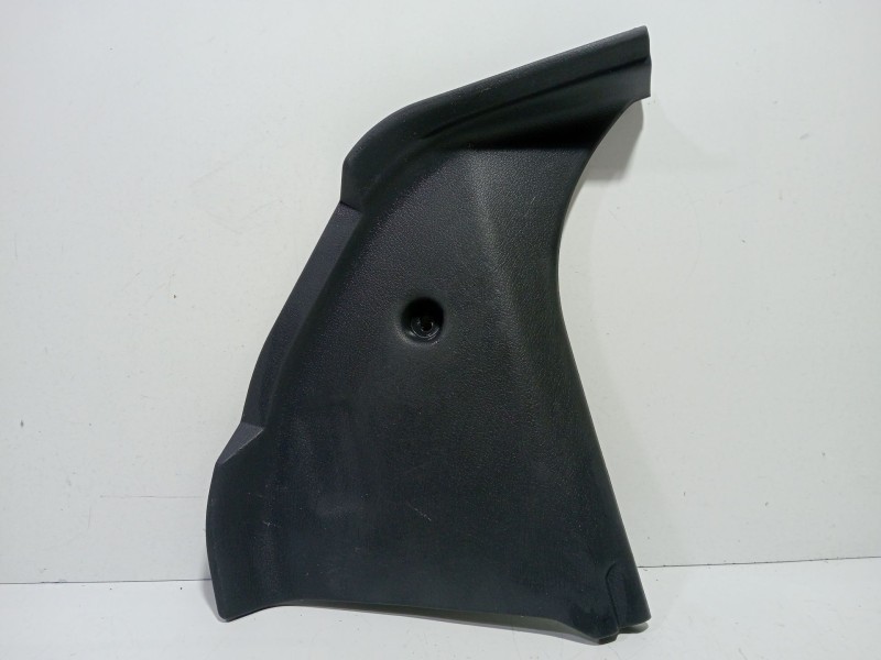 Recambio de moldura para mitsubishi montero (v20/v40) 2500 td gl (3-ptas.) referencia OEM IAM MB645833  