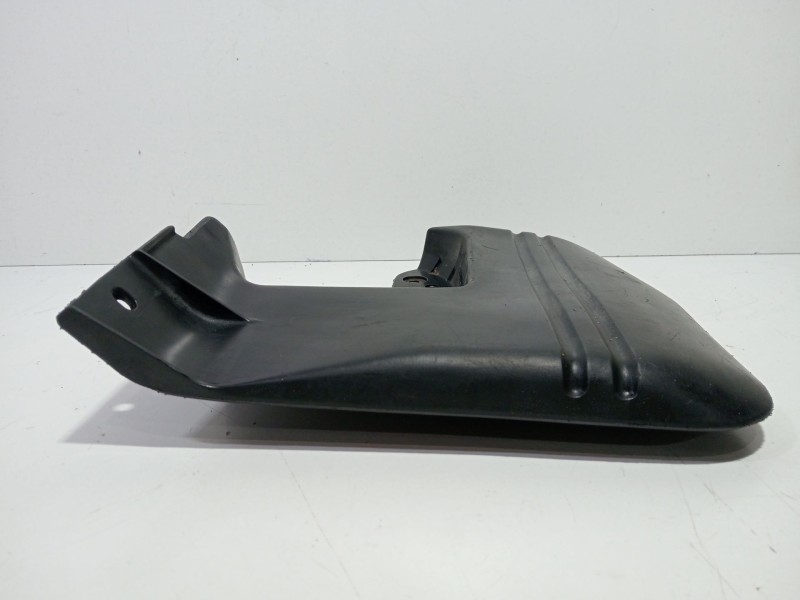 Recambio de moldura para mitsubishi montero (v20/v40) 2500 td gl (3-ptas.) referencia OEM IAM MB646928  