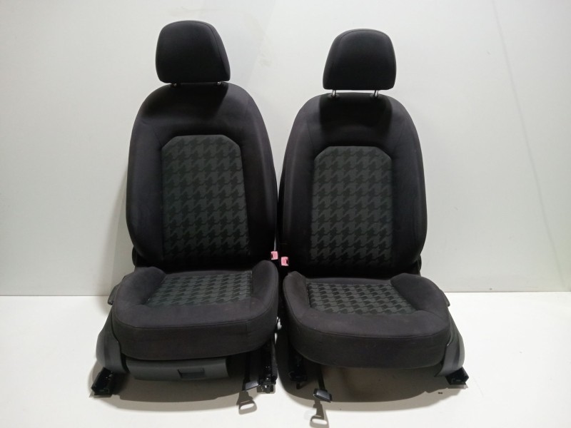 Recambio de juego asientos completo para audi a3 sportback (8va) ambiente referencia OEM IAM   