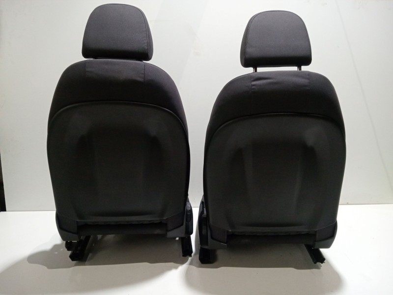 Recambio de juego asientos completo para audi a3 sportback (8va) ambiente referencia OEM IAM   