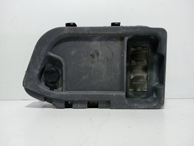 Recambio de moldura para mitsubishi montero (v20/v40) 2500 td glx (3-ptas.) referencia OEM IAM MONTERO(V20/V40)  