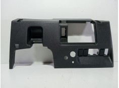 Recambio de moldura para mitsubishi montero (v20/v40) 2500 td glx (3-ptas.) referencia OEM IAM 68106EQ420  