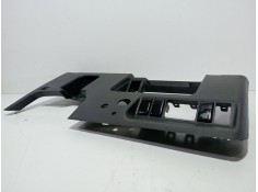 Recambio de moldura para mitsubishi montero (v20/v40) 2500 td glx (3-ptas.) referencia OEM IAM 68106EQ420   2