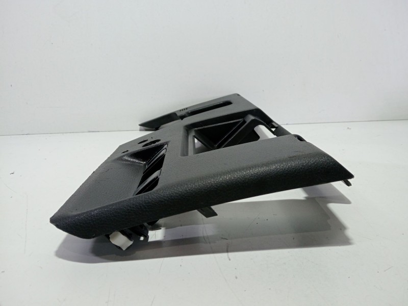 Recambio de moldura para mitsubishi montero (v20/v40) 2500 td glx (3-ptas.) referencia OEM IAM 68106EQ420  