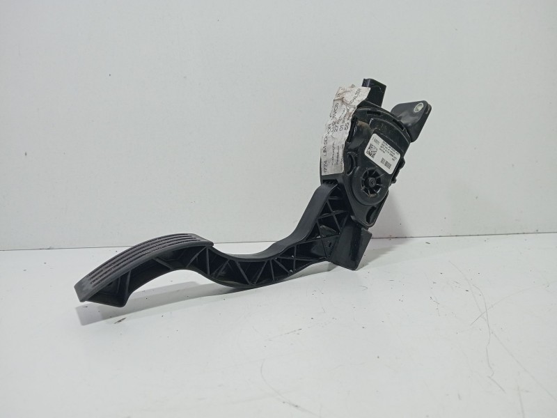 Recambio de potenciometro pedal para ford focus lim. (cb8) ambiente referencia OEM IAM 6pv01036830  