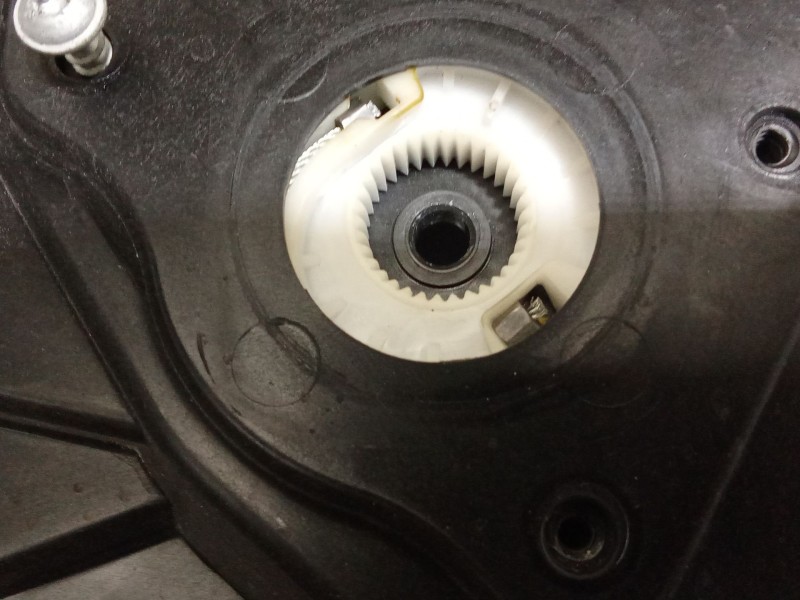 Recambio de elevalunas delantero derecho para ford fiesta (cb1) ghia referencia OEM IAM 8A61B045H16AH  