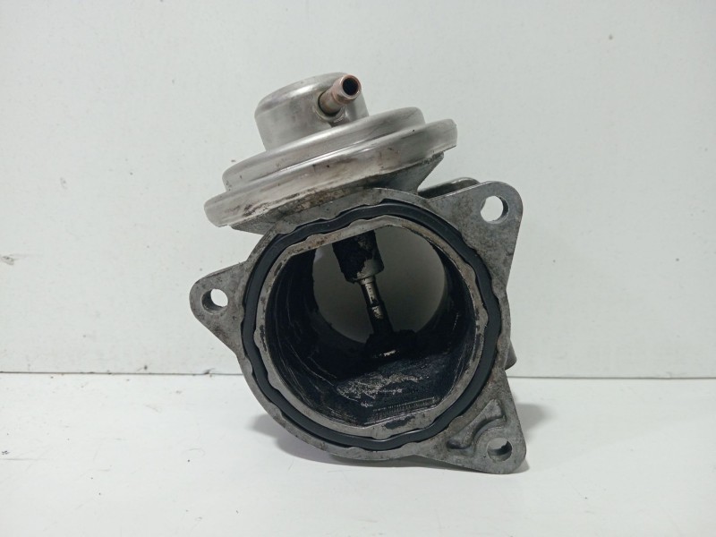 Recambio de valvula egr para seat leon (1p1) 2.0 tdi referencia OEM IAM 038l29637  