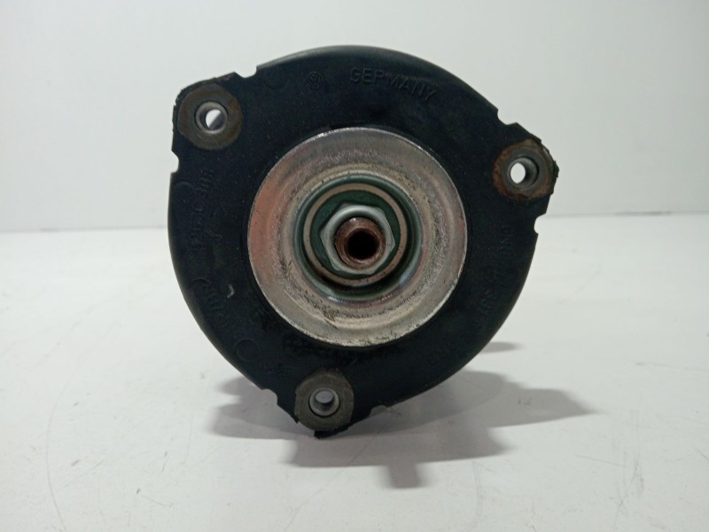 Recambio de amortiguador delantero derecho para volkswagen polo iv (9n_, 9a_) 1.4 16v referencia OEM IAM   