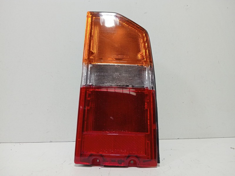 Recambio de piloto trasero derecho para suzuki vitara (et, ta, td) 1.6 (se 416) referencia OEM IAM 2181911RA   Recambio de piloto trasero derecho para suzuki vitara (et, ta, td) 1.6 (se 416) referencia OEM IAM 2181911RA