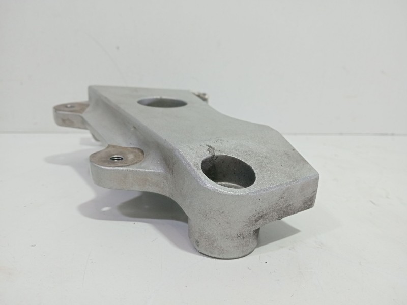 Recambio de moldura para honda cb hornet cb 600 f hornet (pc34) referencia OEM IAM 50600MBZKK000  