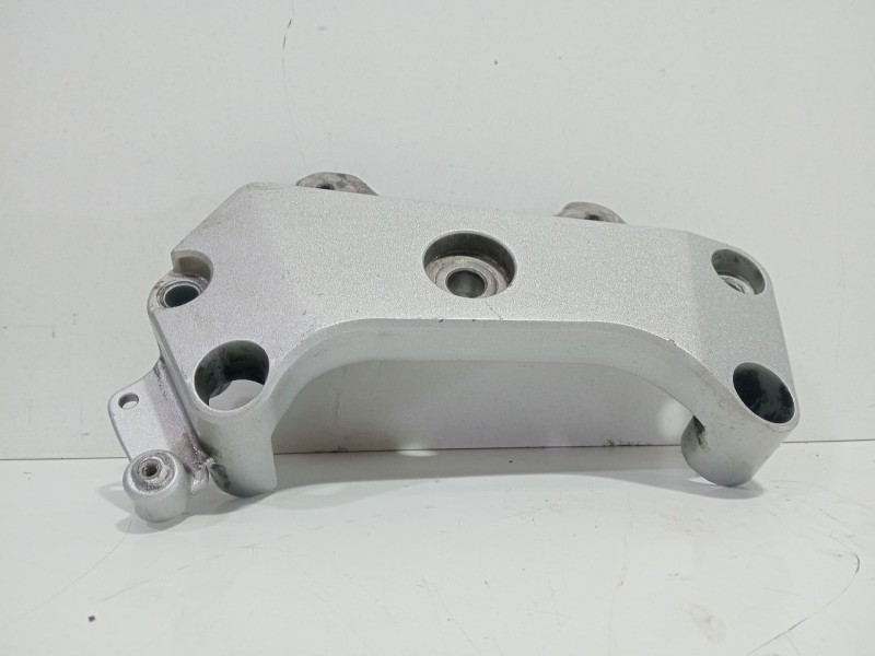 Recambio de moldura para honda cb hornet cb 600 f hornet (pc34) referencia OEM IAM 50700MBZKK000  