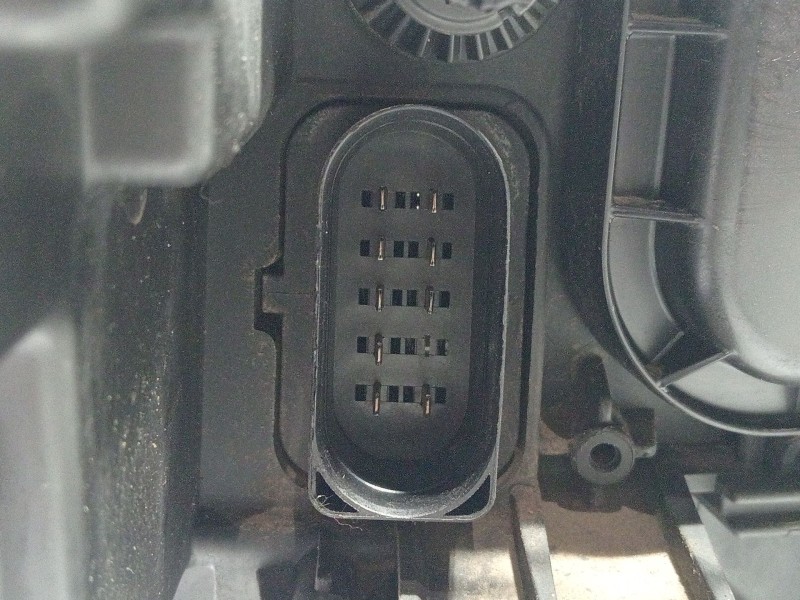 Recambio de faro derecho para seat ibiza iv (6j5, 6p1) 1.9 tdi referencia OEM IAM 6j1941005c  