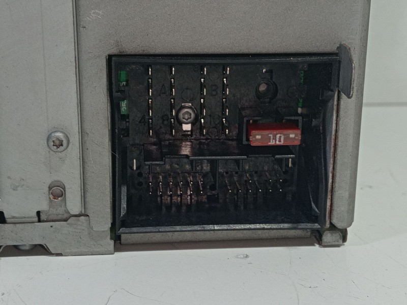 Recambio de sistema audio / radio cd para seat ibiza iv (6j5, 6p1) 1.9 tdi referencia OEM IAM 6J0035153B  