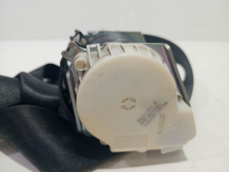 Recambio de cinturon seguridad trasero derecho para volkswagen caddy ka/kb (2k) ecofuel kombi referencia OEM IAM 2K0857816D  