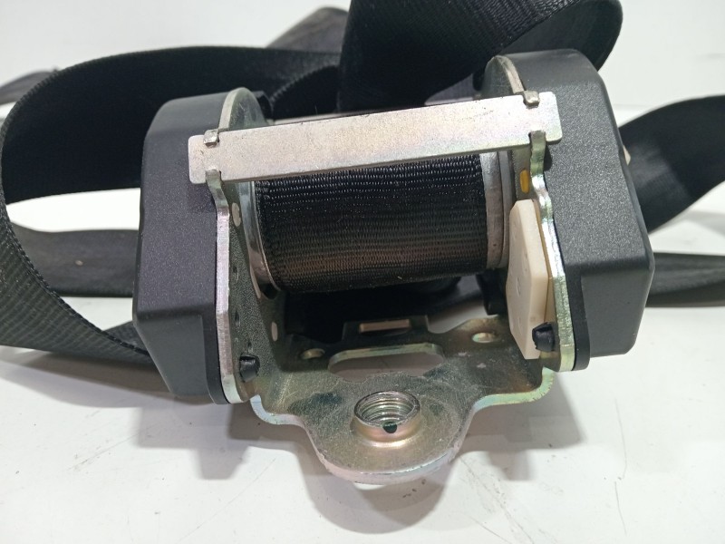 Recambio de cinturon seguridad trasero izquierdo para audi a3 sportback (8va) ambiente referencia OEM IAM   