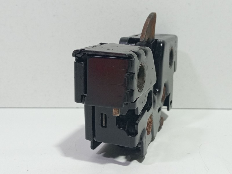 Recambio de cerradura capot para seat ibiza iv (6j5, 6p1) 1.9 tdi referencia OEM IAM 5u0823509A  