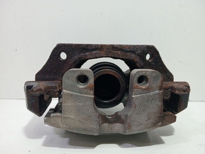 Recambio de pinza freno delantera derecha para bmw serie 1 cabrio (e88) 120i referencia OEM IAM BMWSERIE1CABRIO(E88)´2007120i  