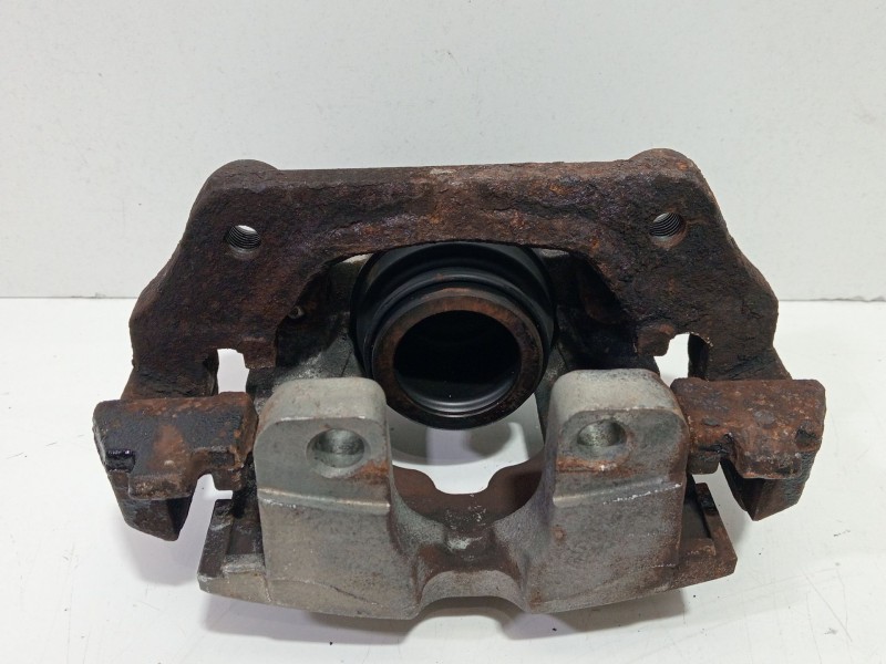 Recambio de pinza freno delantera derecha para bmw serie 1 cabrio (e88) 120i referencia OEM IAM BMWSERIE1CABRIO(E88)´2007120i  